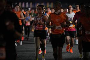 BIB: 25499, 1203, 237
                            <button type="button" onclick="openModal(20993363)" class="btn btn-primary btn-sm float-right btn-popup" data-toggle="modal" data-target=".modal-high-quality">
                        <i class="fas fa-shopping-cart"></i> Add to Cart
                    </button>
                                            <button type="button" onclick="isThisMe(20993363, true)" class="btn btn-success btn-sm float-right btn-popup btn-isme hidden" data-toggle="tooltip" data-placement="bottom" title="นี่คือรูปของคุณใช่ไหม คลิกที่นี่เพื่อเอาเข้าอัลบั้ม">
                        <i class="fas fa-plus"></i> Add to album
                    </button>
                    <button type="button" onclick="isThisMe(20993363, false)" class="btn btn-warning btn-sm float-right btn-popup btn-isnotme hidden">
                        <i class="fas fa-ban"></i> Remove from album
                    </button>